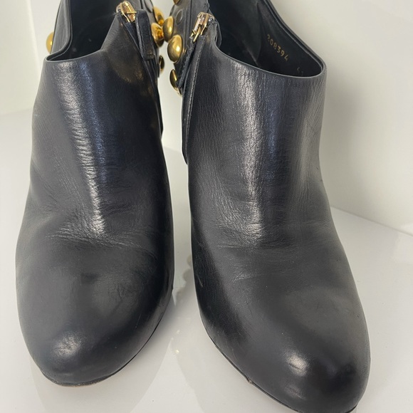Gucci Leather Ankle Boots with gold metal design - Picture 3 of 11